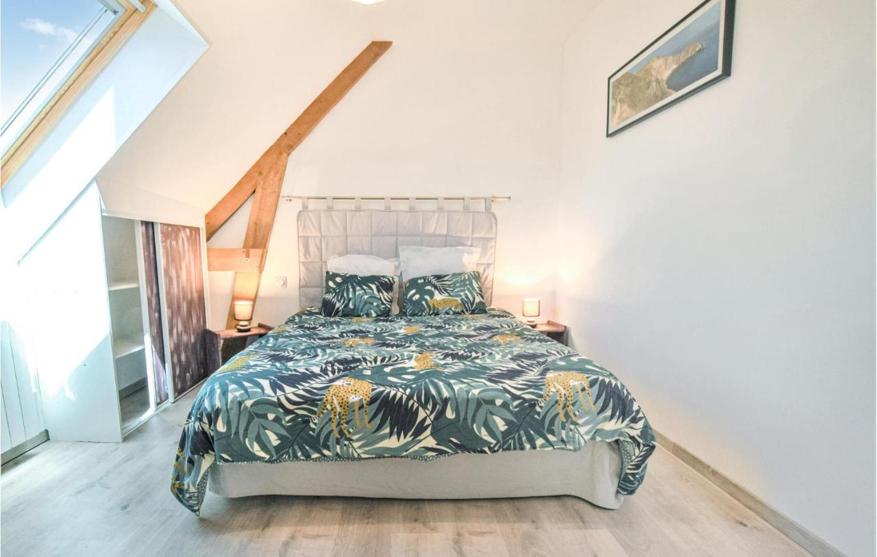 3 Bedroom Beautiful Home In Creances Exterior photo